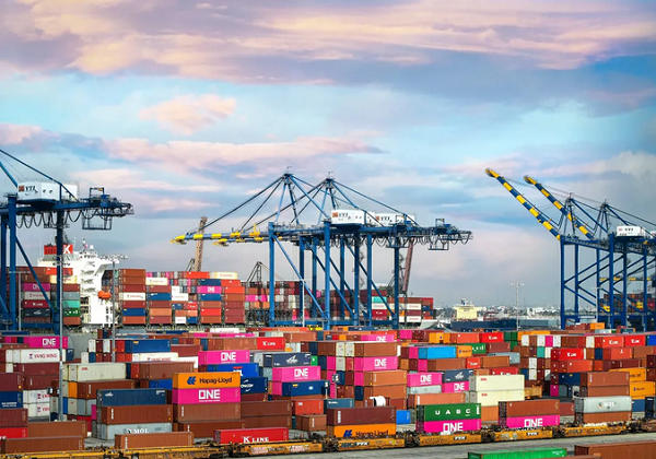 开放“三胎”利好下，跨境母婴电商或将成“新宠”